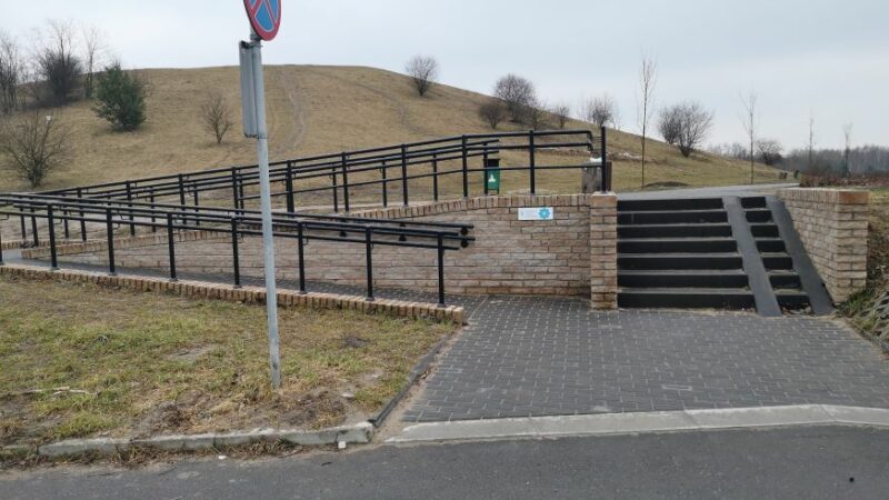 Schody z pochylnią Ursynów